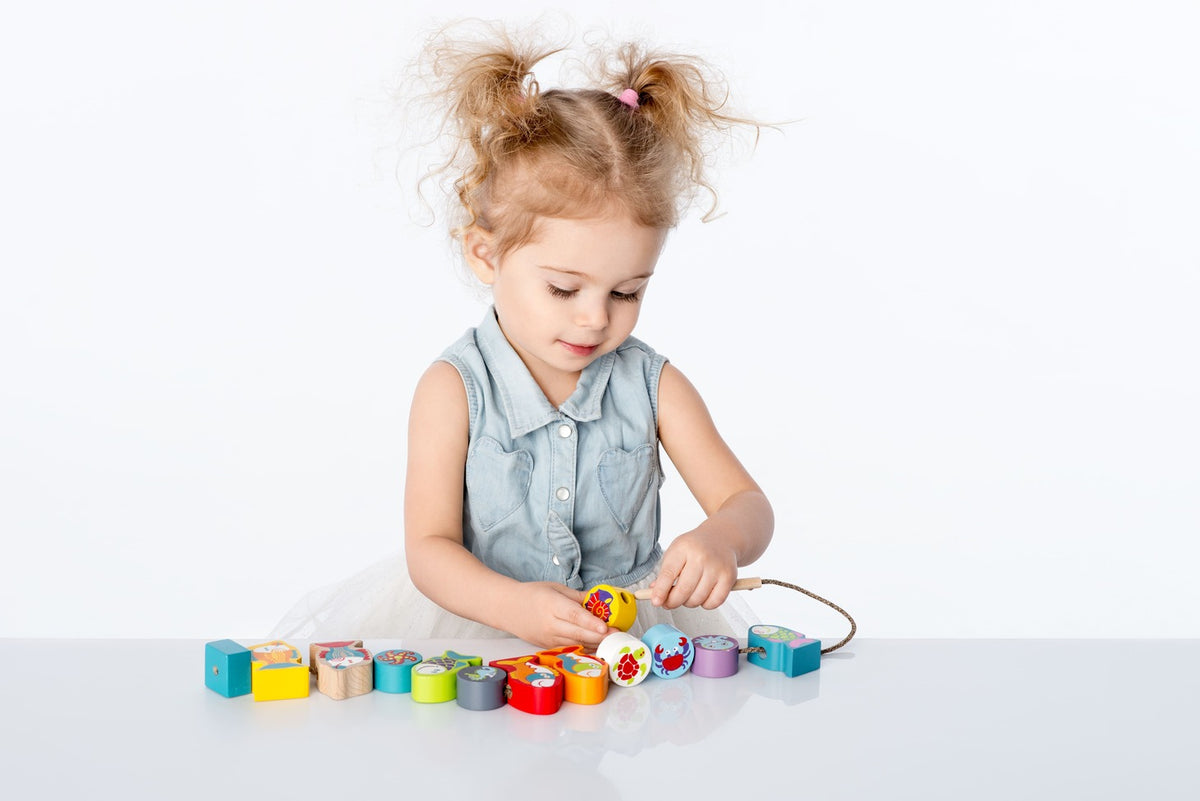 Wooden Lacing Toys Wise Elk