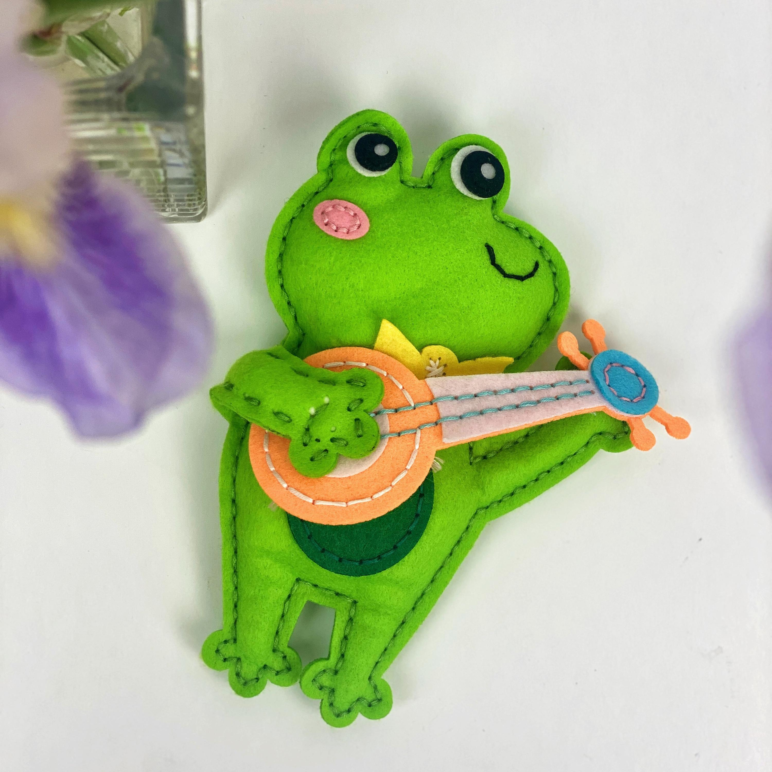 APLI Krapli - APLI Krapli Sewyourself Felt Toy Kit Frog Precut Felt Stuffing Thread & Safe Needle Ages 6+